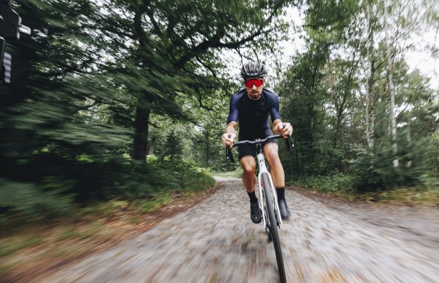 Peter Sagan sobre la nueva Roubaix SL8: "con el nuevo FutureShox ni te enteras de los adoquines"