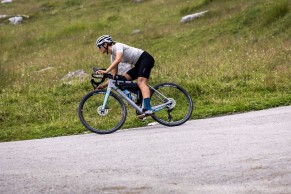 FSA presenta el manillar PRO WING AGX para gravel y Bike Packing