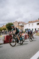 Poels beats Evenepoel in the sprint and Kuss ensures to wear the red jersey in Madrid