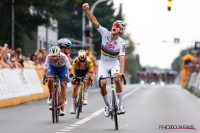 Van der Poel gana por primera vez con el maillot arcoíris: "estas son las mejores victorias"