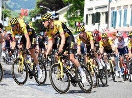 Giro, Tour and Vuelta, why did Jumbo-Visma win everything?