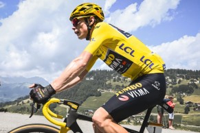 Giro, Tour and Vuelta, why did Jumbo-Visma win everything?