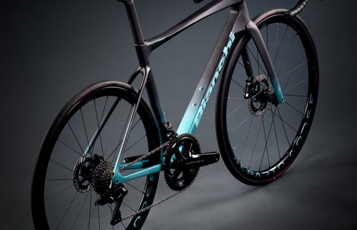 New Bianchi Specialissima 2024, so light it's illegal