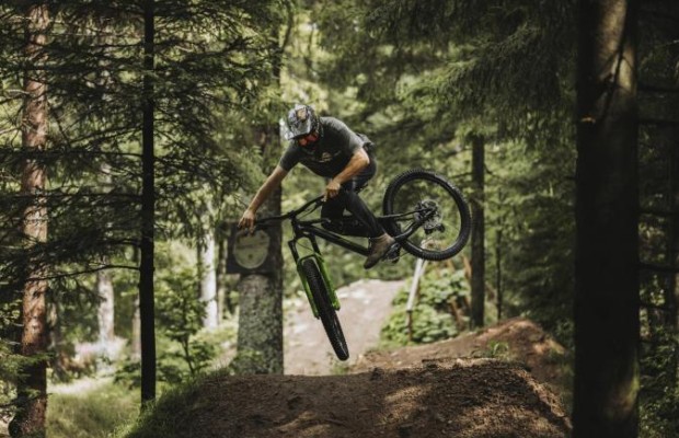 Nueva Merida ONE-SIXTY FR: una endurera agresiva