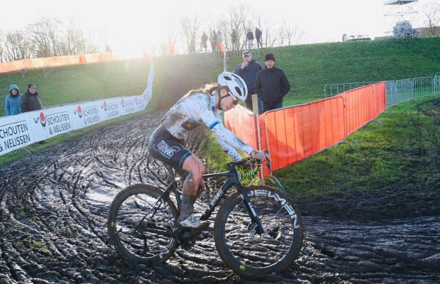Tres equipos diferentes para esta joven estrella del ciclismo