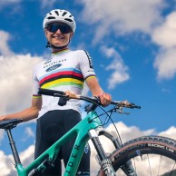 World Champion Sammie Maxwell signs with Rockrider Ford Racing Team