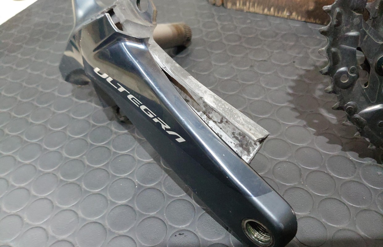 Global inspection and replacement notice for Shimano cranks