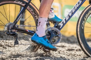 When to change your cycling shoes