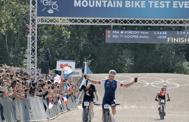 Loana Lecomte with authority and Victor Koretzky in sprint win the XCO Paris 2024 Test Event