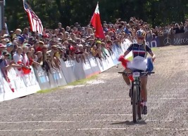 Pauline Ferrand Prevot becomes XCO World Champion 2019