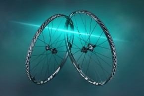 Zipp 1ZERO HITOP SW TyreWiz 2.0: new XC and Trail wheels with integrated pressure control system