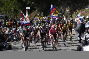 Tadej Pogacar cierra una temporada de ensueño en Il Lombardia