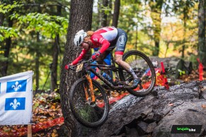 Lecomte gana de forma brillante en el tormento de la Copa del Mundo XCO de Mont Sainte Anne