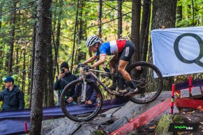 Lecomte gana de forma brillante en el tormento de la Copa del Mundo XCO de Mont Sainte Anne