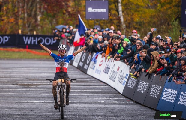 Lecomte gana de forma brillante en el tormento de la Copa del Mundo XCO de Mont Sainte Anne