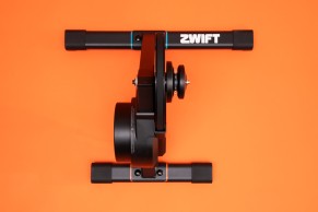 Nuevo rodillo Zwift Hub One