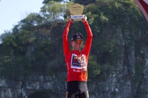Milan Vader wins Tour of Guangxi 18 months after saving his life