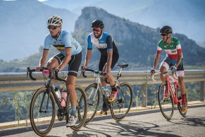 Polémica y críticas: marchas cicloturistas, competición y ciclistas profesionales