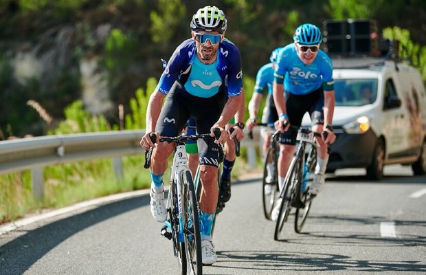 Polémica y críticas: marchas cicloturistas, competición y ciclistas profesionales