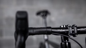 Nueva Lauf Úthald: de fabricar horquillas de ballesta a su primera bici de carretera