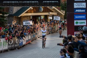 Nino Schurter gana su primer Short Track de la temporada