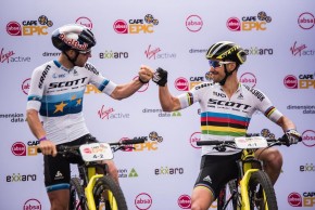 Mountain bike gloves, better with or without them?