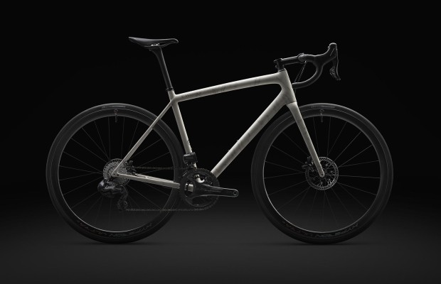 La exclusiva S-Wortks Aethos LTD llega con lo mejor de Campagnolo y acabado en 'mármol italiano'