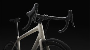 La exclusiva S-Wortks Aethos LTD llega con lo mejor de Campagnolo y acabado en 'mármol italiano'
