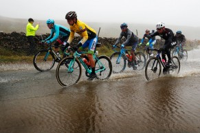 Mads Pedersen se proclama Campeón del Mundo en una carrera épica