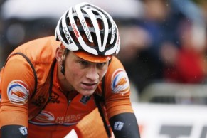 Van der Poel terminó casi último y protagonizó la pájara del año