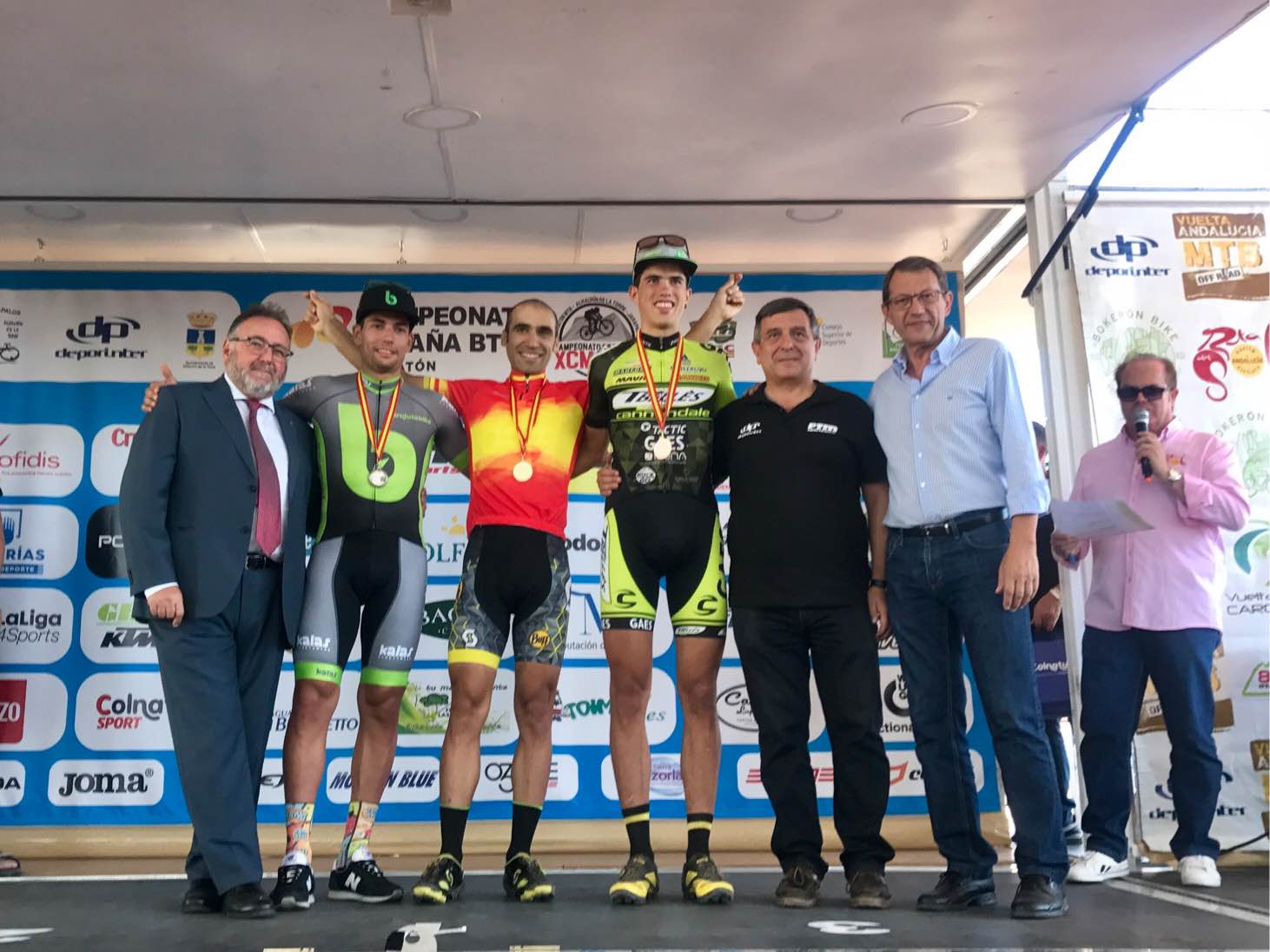 Ismael Ventura y Natalia Fischer campeones de España XCM 2017, Miguel Muñoz del Brujula Bike Team segundo