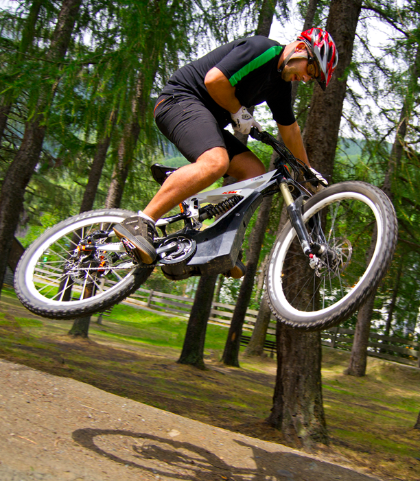 UEC Fórmula E-Bike, Unión Ciclista Europea