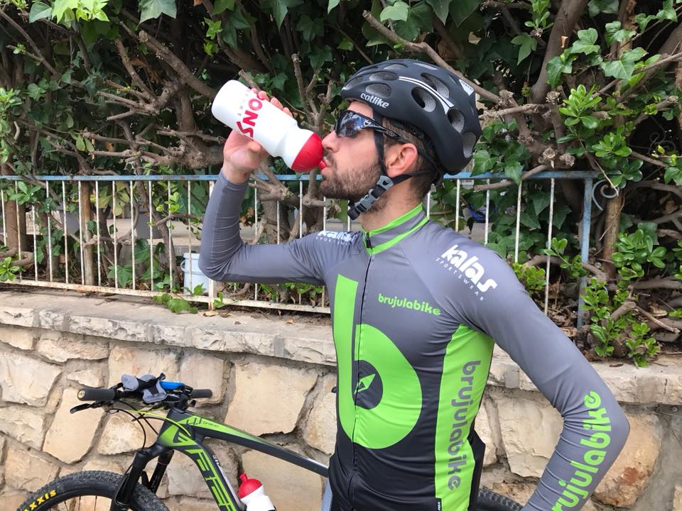 Sponser y el Brújula Bike Racing Team refuerzan su alianza para 2018