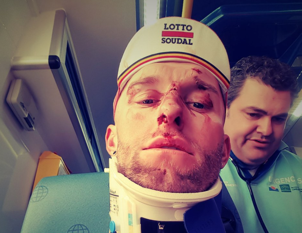 Atropellan en Granada al ciclista polaco Tomasz Marczynski, el casco le salvo la vida