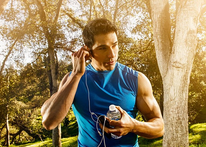 5 beneficios que produce escuchar música durante el entrenamiento