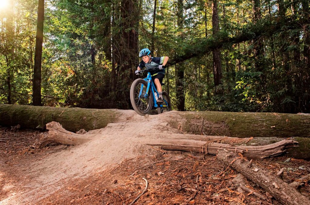 Enseñar a montar en bici a un niño