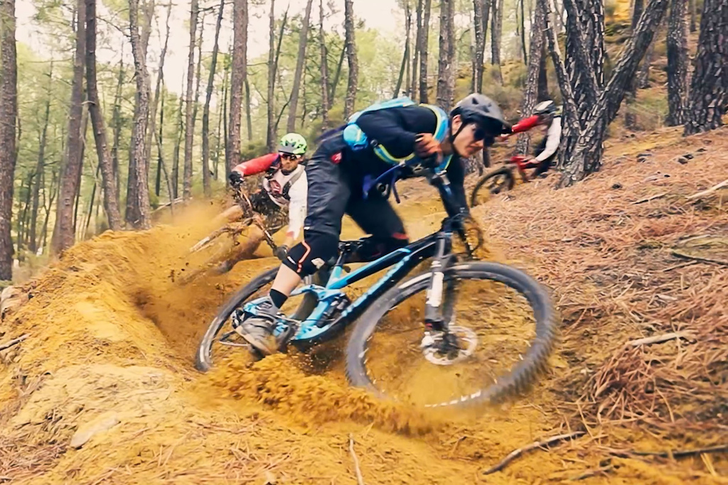 Senderos salvajes en la región de Provenza