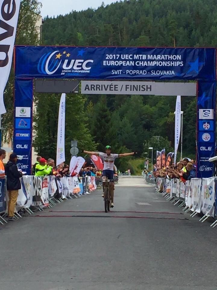 Tiago Ferreira, nuevo campeón del Europa XCM y la española Claudia Galicia subcampeona
