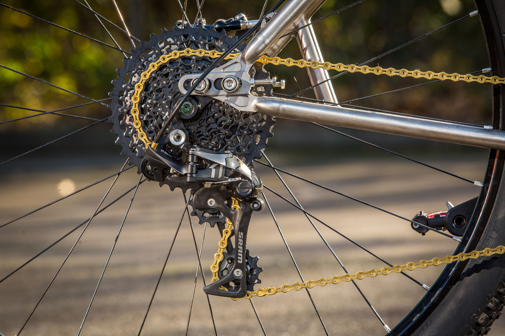 Cuando Cambiar la cadena de la bicicleta?. Modos de medir el desgaste de tu  cadena.