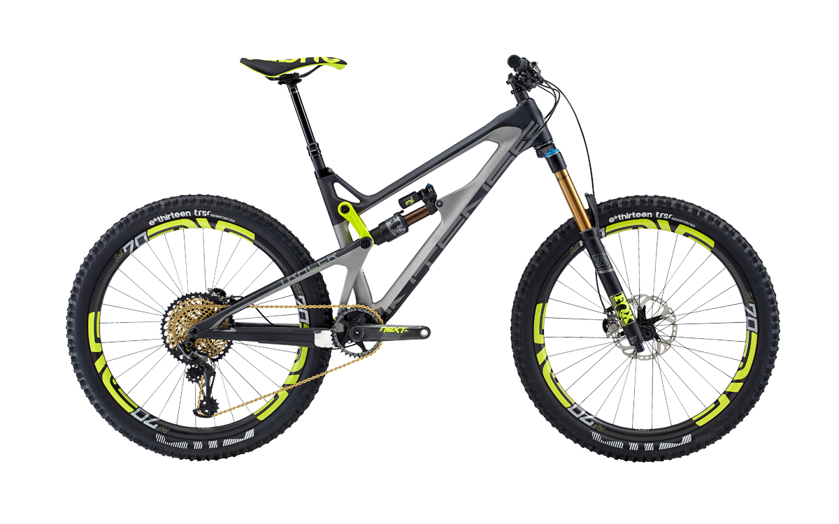 Intense Tracer negra