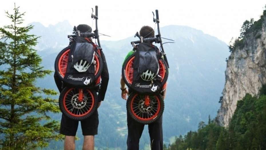 Esta mountain bike plegable se guarda en una mochila