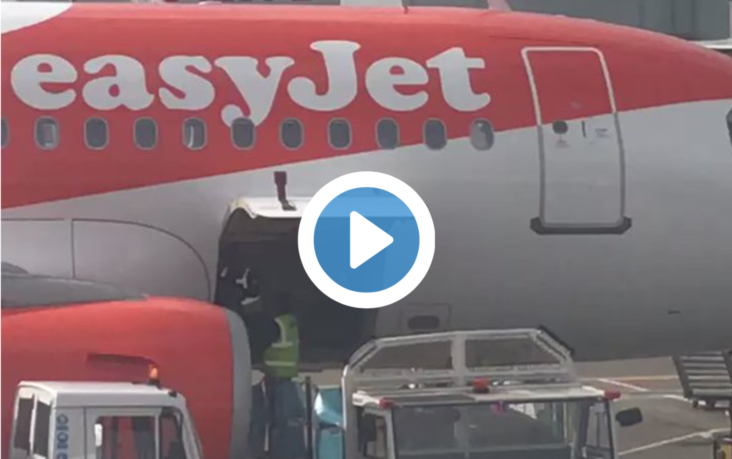 Así trata easyJet las bicicletas que viajan en avión