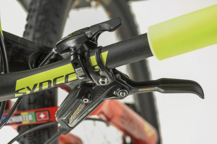 Scott Spark Nino Schurter 2017 puños y pulsadores