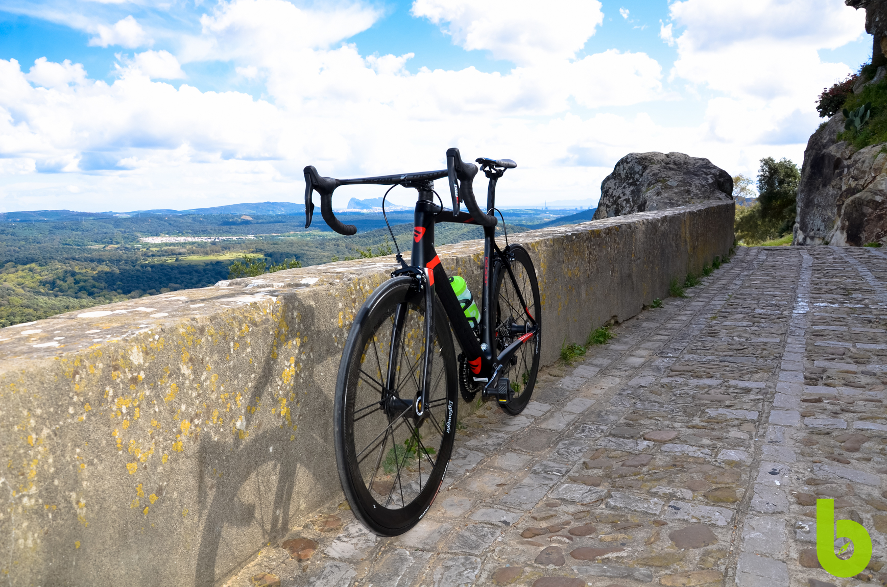 Probamos la Berria Belador BR EVO 9.4, perfecta para volar