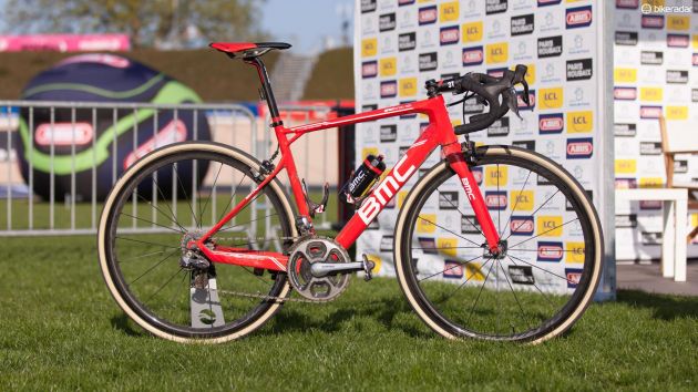 Esta es la bici que ganó la París-Roubaix 2017, la BMC de Van Avermaet