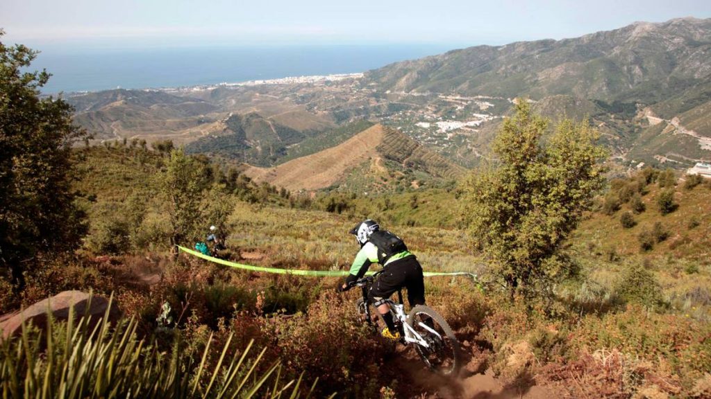 Dos debutantes en Big Ride se llevan la primera prueba del Open de España de enduro en Villa de Ojén