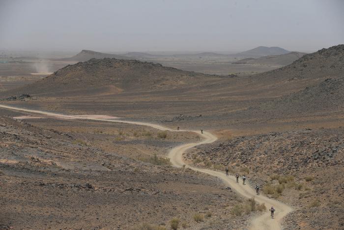 Titan Desert etapa 5 pelotón